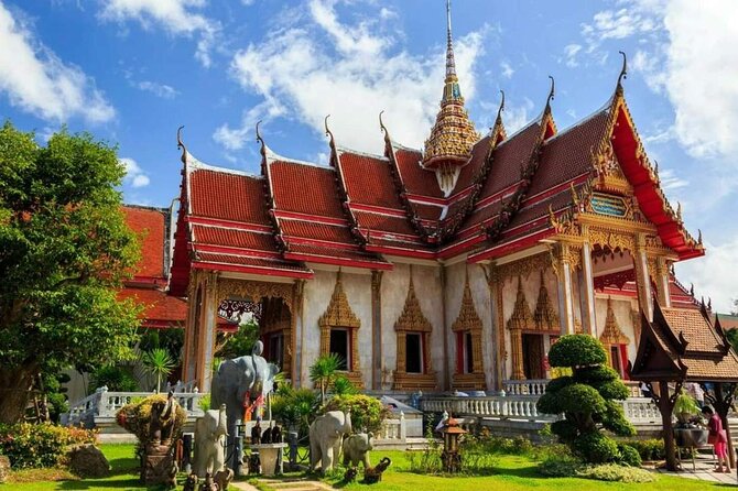 Phuket City Tour: Karon View, Big Buddha & Wat Chalong (SHA Plus) - What you’re really buying: a 5-hour Phuket “orientation with culture”