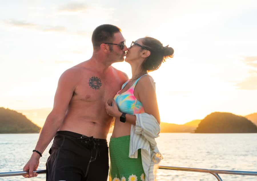 Phuket: Coral, Racha, Promthep Island Party Catamaran trip - Boat and comfort: what to expect from the catamaran ride