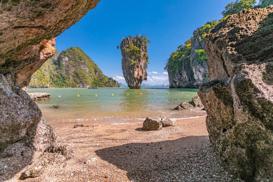 Phuket: Day Trip To Phi Phi, Maya and James Bond Islands - Hong Island kayaking sets the tone (and why it’s worth it)