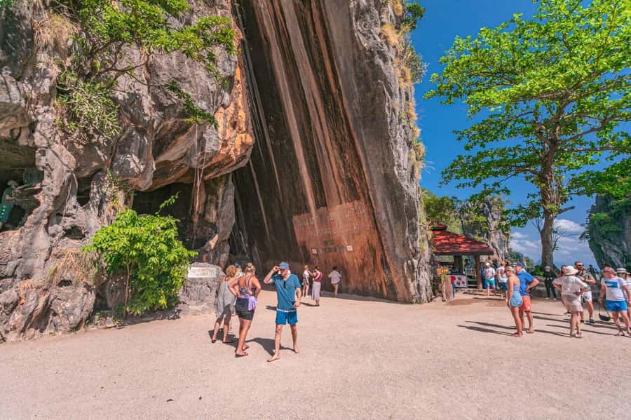Phuket: Day Trip To Phi Phi, Maya and James Bond Islands - Pileh Lagoon and that cliff-jump moment
