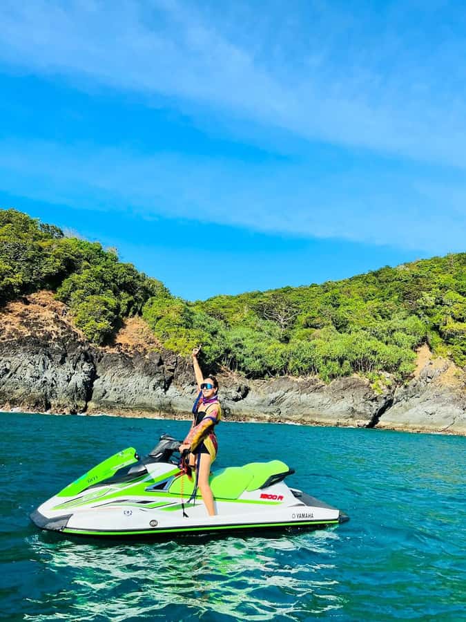 Phuket: E-jetski and water sports patong for rent and tour - Timing and day-of rhythm: 9:00 am to 6:00 pm