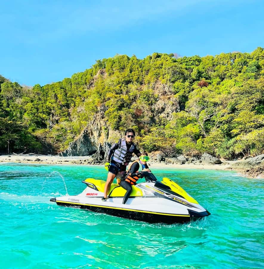 Phuket: E-jetski and water sports patong for rent and tour - Getting started at Patong Bus Station Yellow Tent