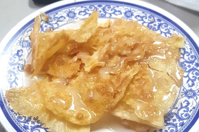 Phuket Food Tour and City Walk by Jane - Meeting Jane at Ranong Main Market, then walking like you mean it