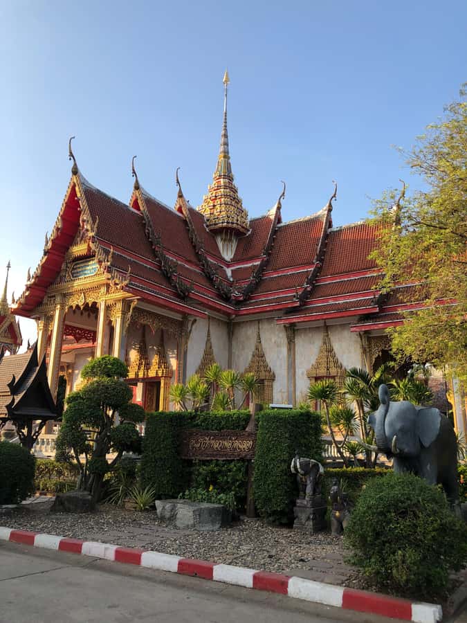 Phuket: Half-Day City Tour with Big Buddha and Old Town - Big Buddha on Nakkerd Mountain: More Than a Photo Stop