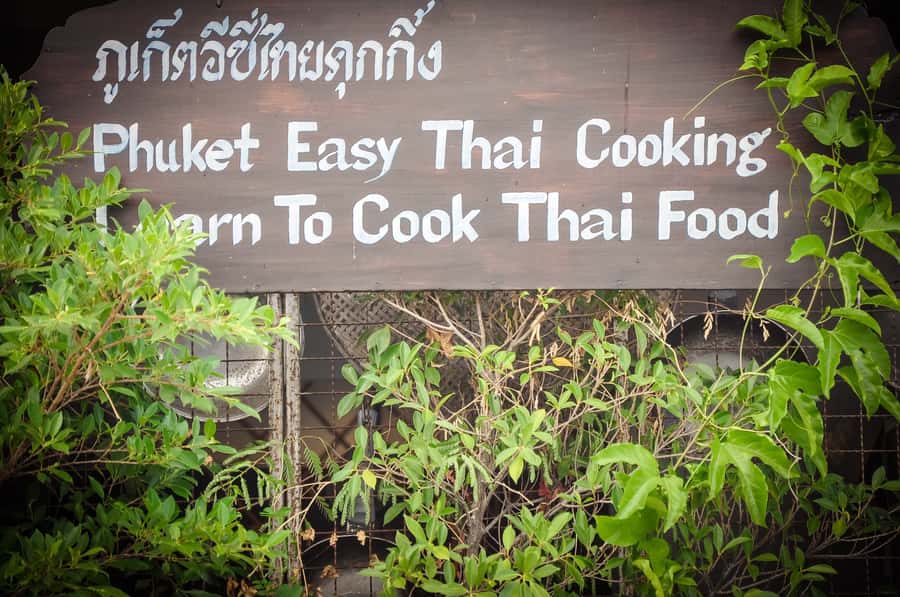 Phuket: Half Day Easy Thai Cooking Class & Local Market Tour - The Kitchen Experience: Prep, Cook, Eat, Repeat