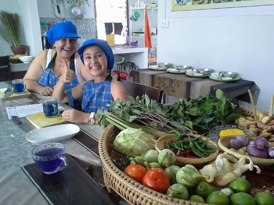 Phuket: Half Day Easy Thai Cooking Class & Local Market Tour - Pickup and Transportation: Where the Shuttle Comes From