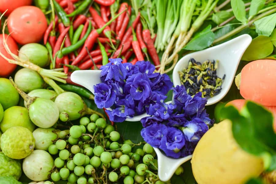 Phuket: Half Day Thai Cooking Experience with Market Tour - Halal meals and vegetarian options without extra fuss