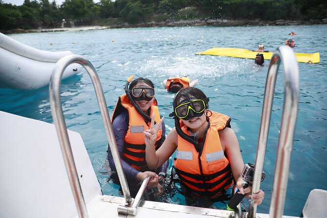 Phuket: Islands Hopping Catamaran Tour with Foam Party - The foam party at sea: DJ energy, 360-degree views, and a short window