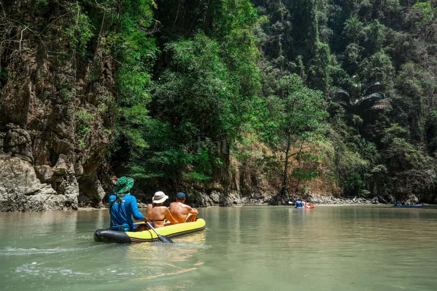 Phuket: James Bond Day Tour and Canoeing by Big Boat - Who this James Bond canoe day tour suits best