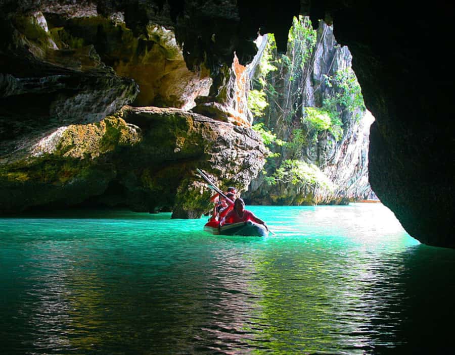 Phuket: James Bond Island Private, All-Inclusive Boat Tour - Koh Hong and Panak Lagoon: the water that photographs well