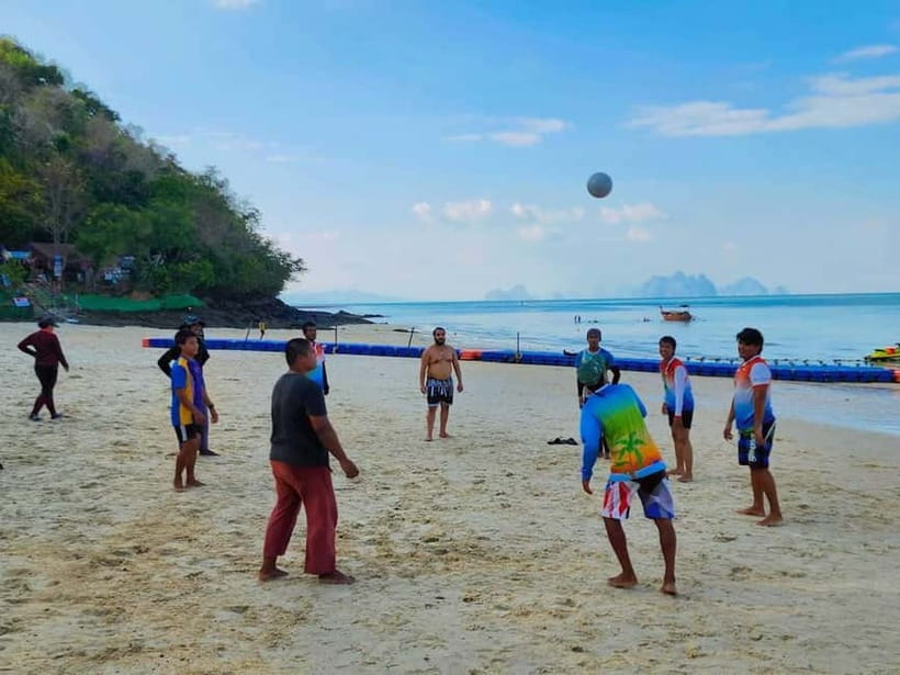 Phuket: James Bond Island Sea Canoe with lunch by Big Boat - Nakae Island (Koh Naka Yai): Beach time plus paddle boarding