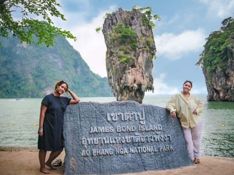 Phuket: James Bond Island Speedboat Tour with Canoeing - Koh Panyee: a floating village lunch with real choices