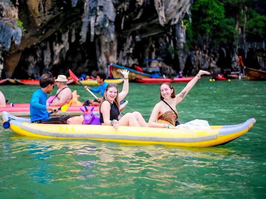 Phuket: James Bond Island Speedboat Tour with Canoeing - Breakfast at the pier, then right into the action