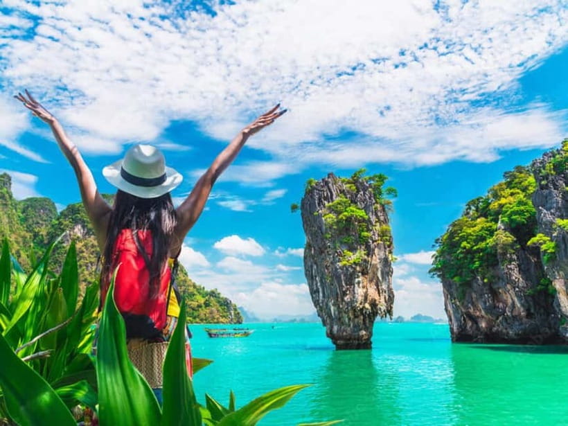 Phuket: James Bond Island Tour & Sea Canoe with Lunch - Hong Island sea canoeing (30 minutes): close-up water time with help