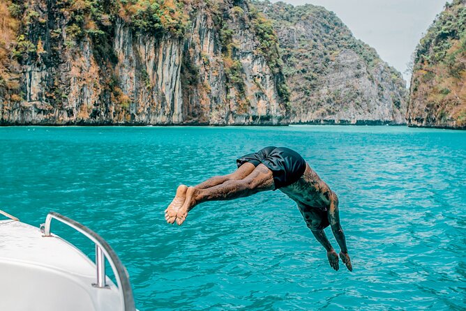Phuket: James Bonds, Naka Islands with Lunch and Sea Cave Canoe - Hong Island cave kayaking: where the rock looks like animals