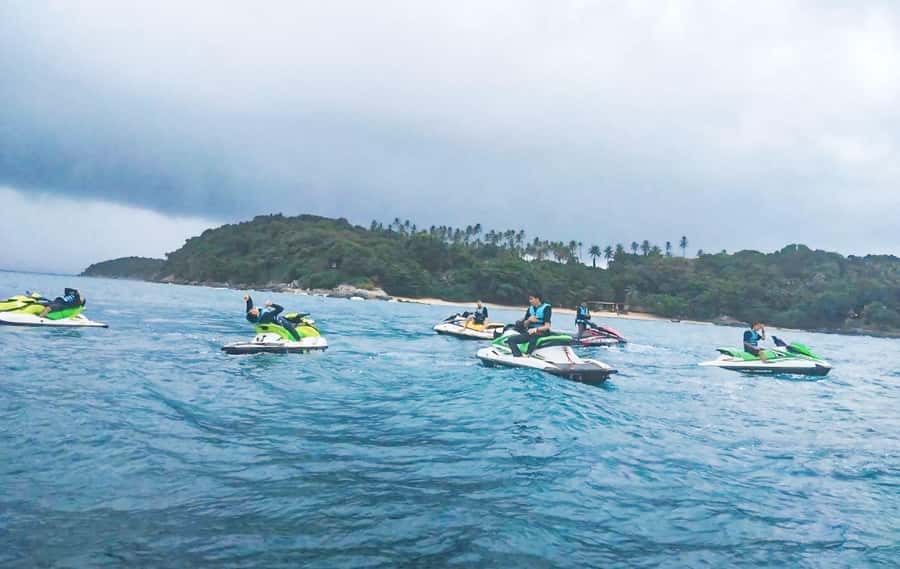 Phuket: Jet Ski Tour Patong Beach with 9 Check-in Points - What 3 hours on a jet ski feels like in real terms