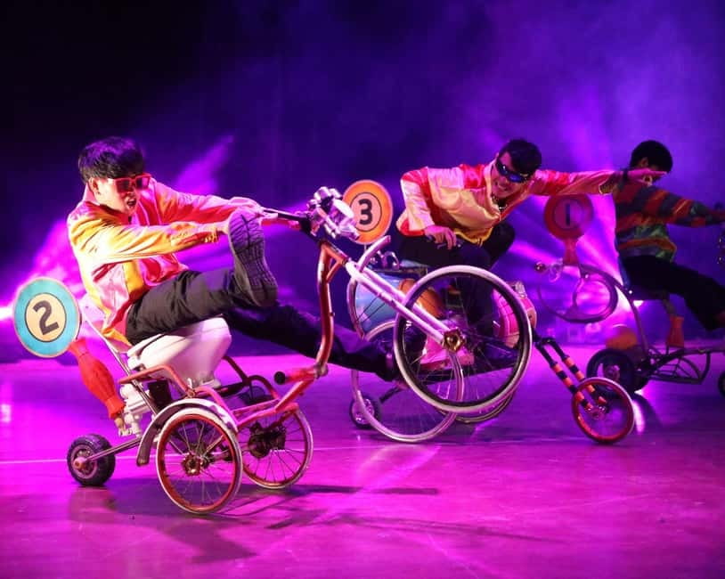 Phuket: Junkyard Theatre Dinner & Show - Show Only Ticket - Your Night Plan: 150 Minutes of Dinner + Live Performance