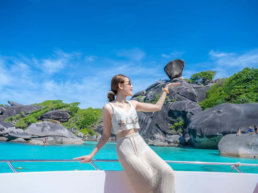 Phuket/Khao Lak: Similan Island Adventure Tour - How the day runs: transfers, briefing, then speedboat energy
