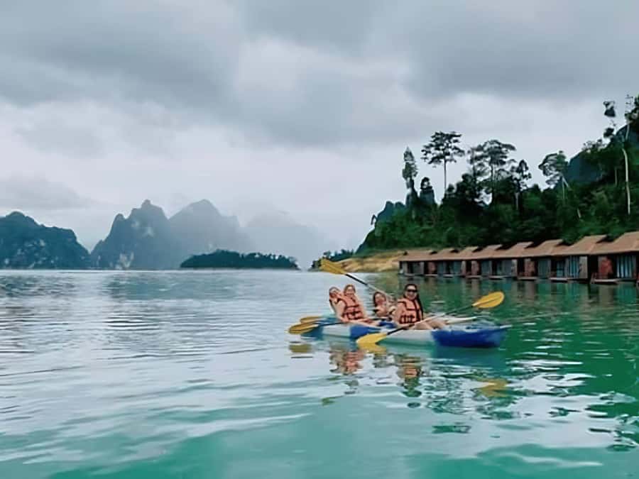 Phuket: Khao Sok and Cheow Lan Lake Tour with Lunch - Cheow Lan Lake by long-tail boat: the main photo moment
