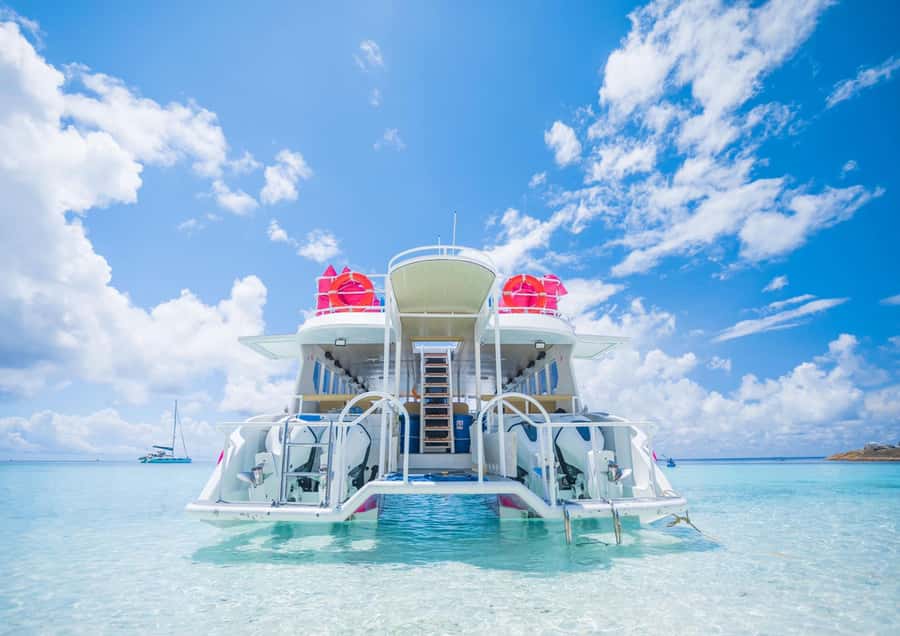 Phuket/Khaolak: Similan Islands Speed Catamaran Premium Trip - Who this Similan Premium Speed Catamaran trip fits best