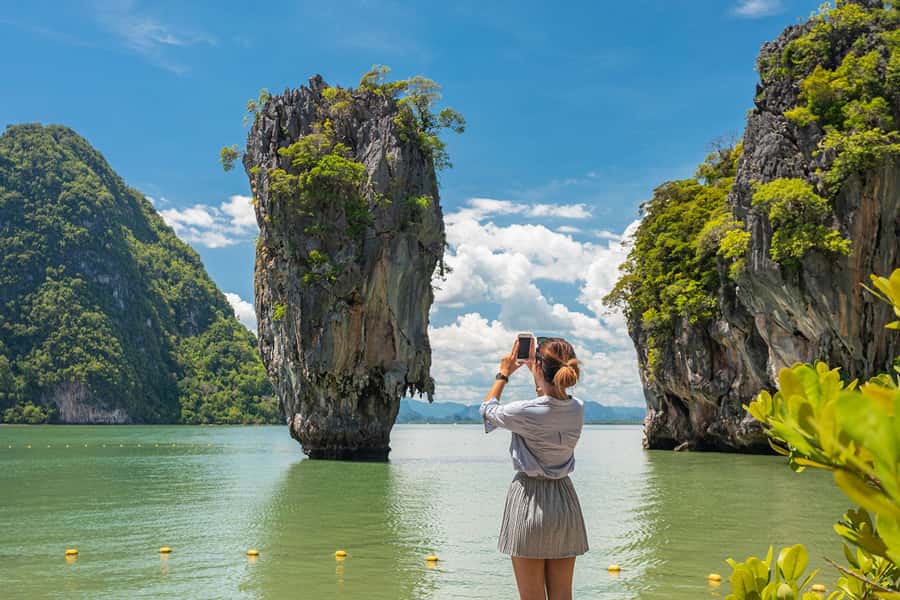Phuket: Lazy Khao Phing Kan & Yao Islands Speedboat Day Tour - Panak Island caves and lagoons: where the walk is brief but the views land