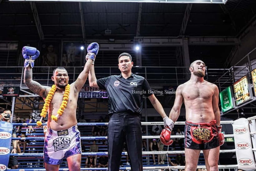Phuket: Live Muay Thai at Bangla Boxing Stadium with T-Shirt - How the 3-hour schedule really plays out
