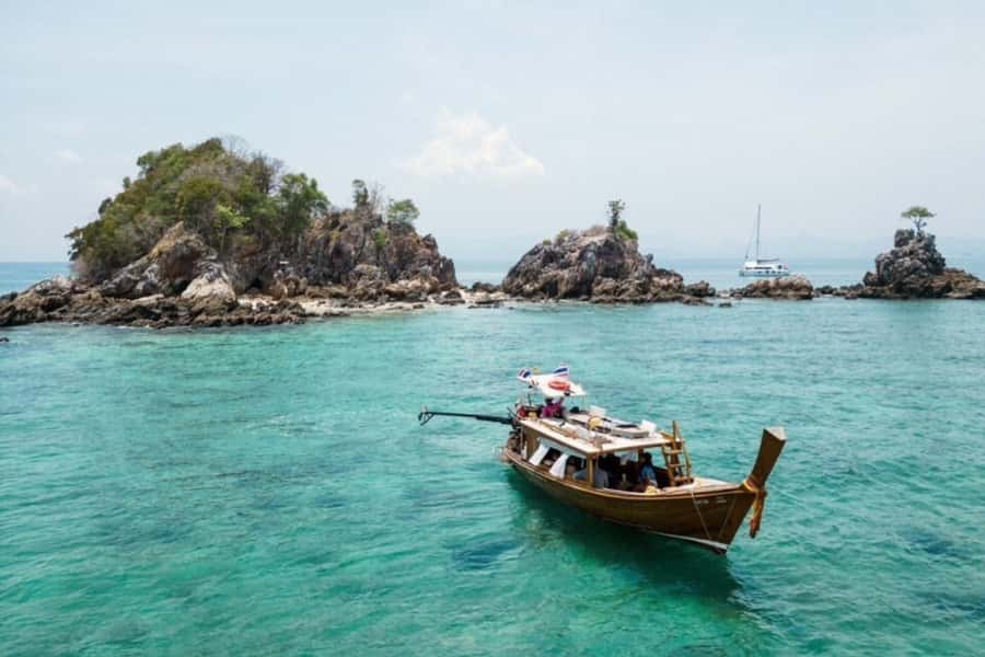 Phuket: Luxury Private Longtail Boat Islands Discovery Tour - Comfort, safety, and who this tour fits best