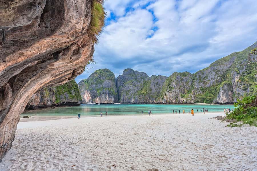 Phuket: Maya Beach, Bamboo Island, & Phi Phi Islands Tour - Speedboat comfort and safety: the small details that reduce stress