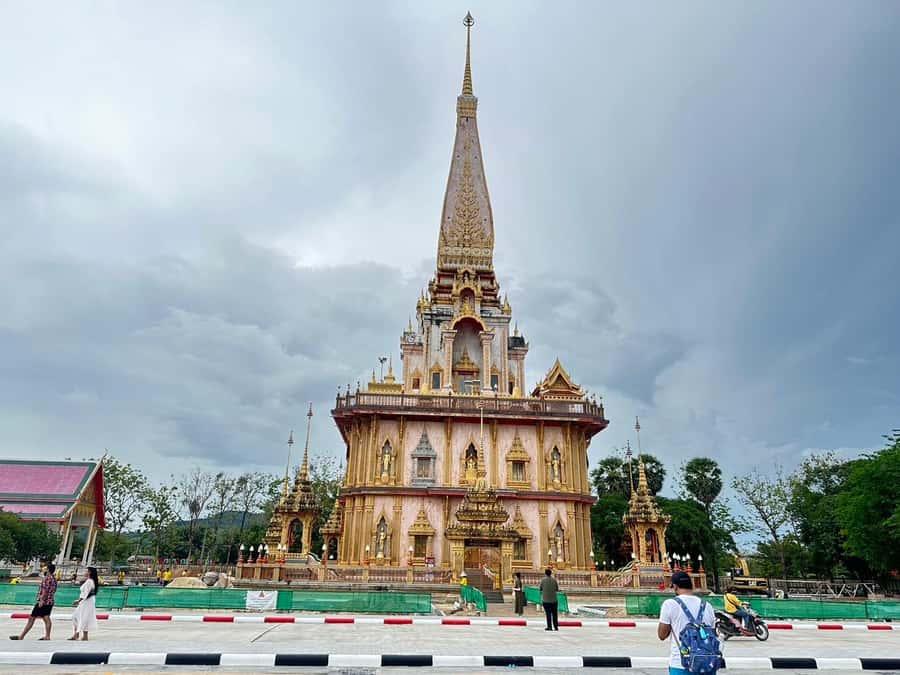 Phuket: Old Town, Chalong Temple, and Great Buddha Van Tour - Key highlights you’ll care about