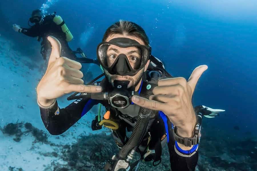 Phuket: PADI Advanced Open Water Course 2 days/6 Dives - Inside the PADI Advanced Open Water course: skills that actually matter