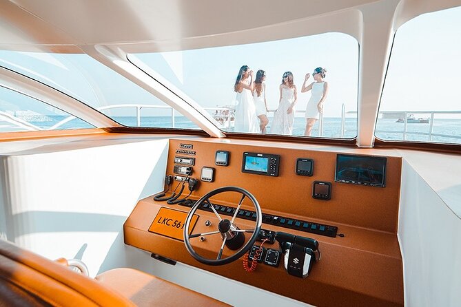 Phuket: Phi Phi, Bamboo & Maiton Speed Catamaran Tour - Comfort and the high-speed tradeoff