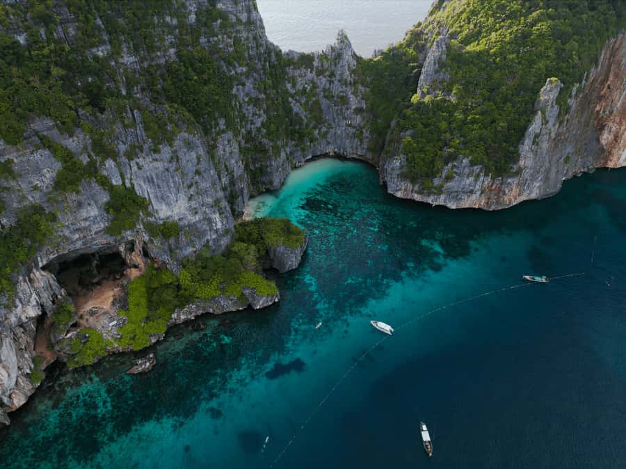 Phuket: Phi Phi Island & Maya Bay Luxury Yacht Day Tour - The return to Phuket: sunset cruise plus one last glass
