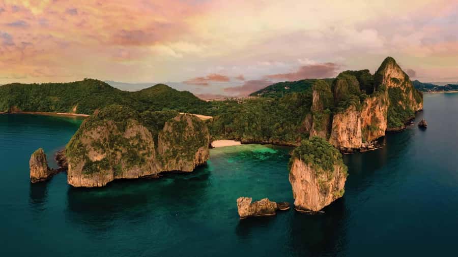 Phuket: Phi Phi Island Sunrise Group Speedboat Tour - Key things I’d plan around