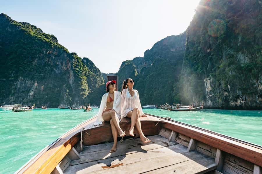Phuket: Phi Phi Islands Day-Trip by Speed Catamaran - Pileh Lagoon: the longtail boat ride you came for