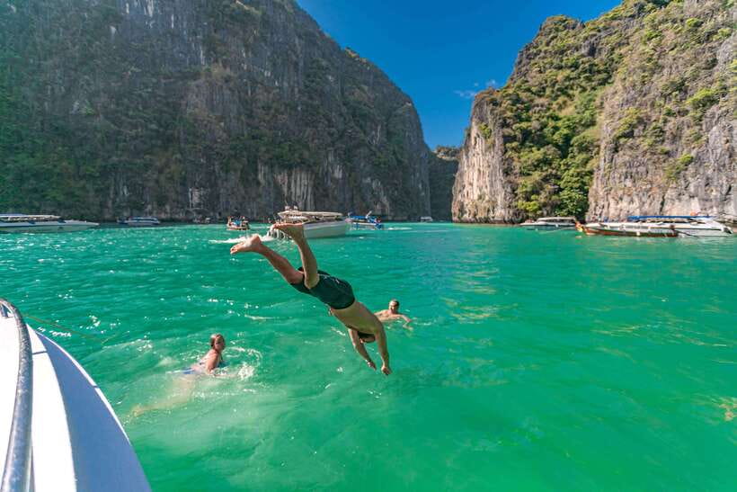 Phuket: Phi Phi Islands & Khai Island Premium Day Tour - Khai Nui Island snorkeling: included gear that you’ll actually use