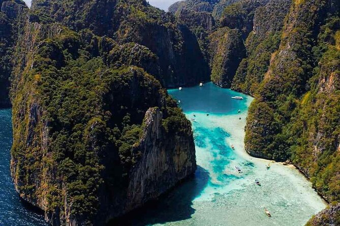 Phuket: Phi Phi Islands, Maya bay & Khai Island Tour by Speedboat - Boat ride realities: sea conditions and group dynamics