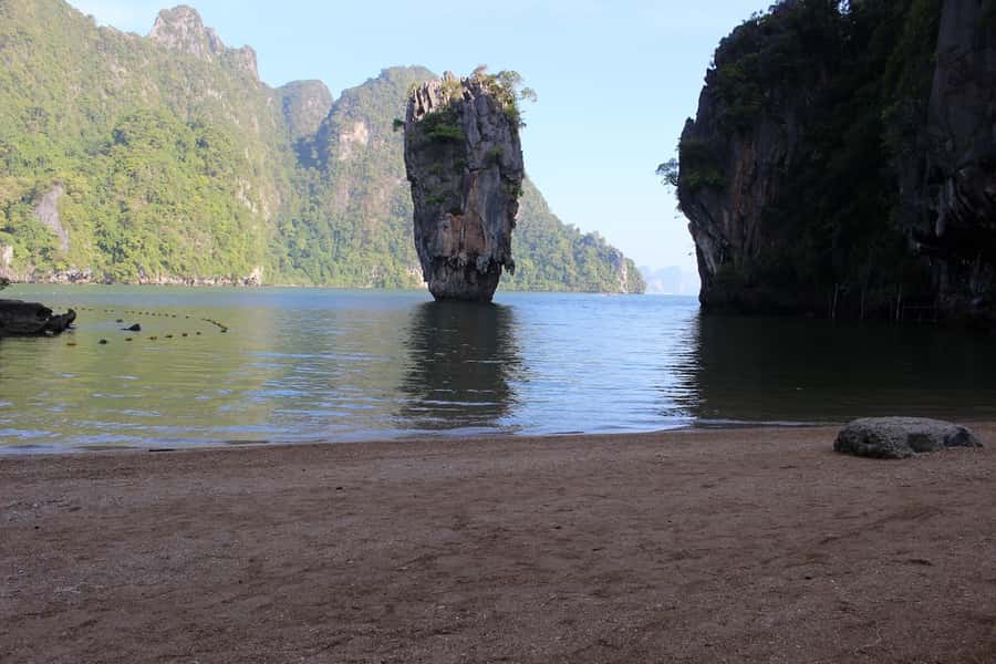 Phuket: Phi Phi & James Bond Island Combo Day Tour w/Lunch - James Bond Island: The Iconic Pass, Not a Long Hang