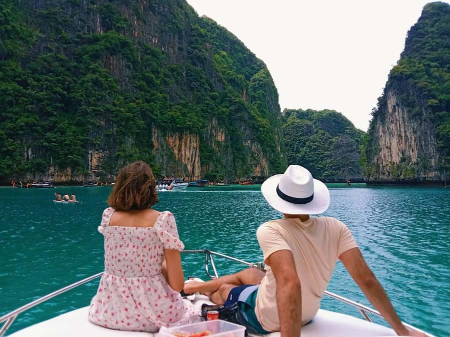 Phuket: Phi Phi & Kai Island Private Speed Boat Tour - English-speaking guide on board: what you’ll actually get from it