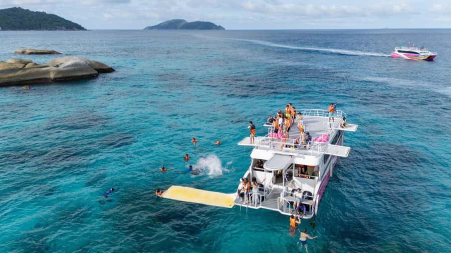 Phuket: Phi Phi Khai or Maiton Island by Speedboat/Catamaran - Phi Phi Don Lunch: Where the Day Breathes