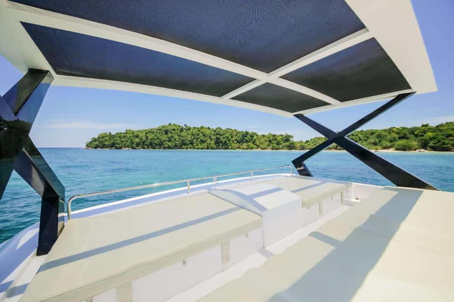 Phuket: Phi Phi & Maithon Island Day Trip by Power Catamaran - Maya Bay visit: iconic scenery, plus a closure contingency