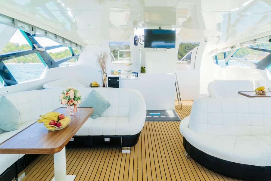 Phuket: Phi Phi & Maithon Island Day Trip by Power Catamaran - The end of the day: back to Phuket with less stress