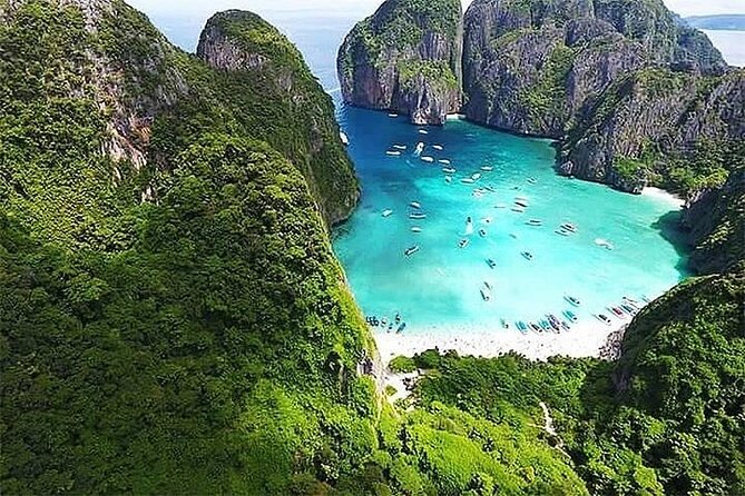 PHUKET: Phi Phi-Maya-Yao Yai-Khai Island by Speed Boat with Lunch - Yao Yai Lunch Break: Thai Buffet With Fruits and Hot Drinks