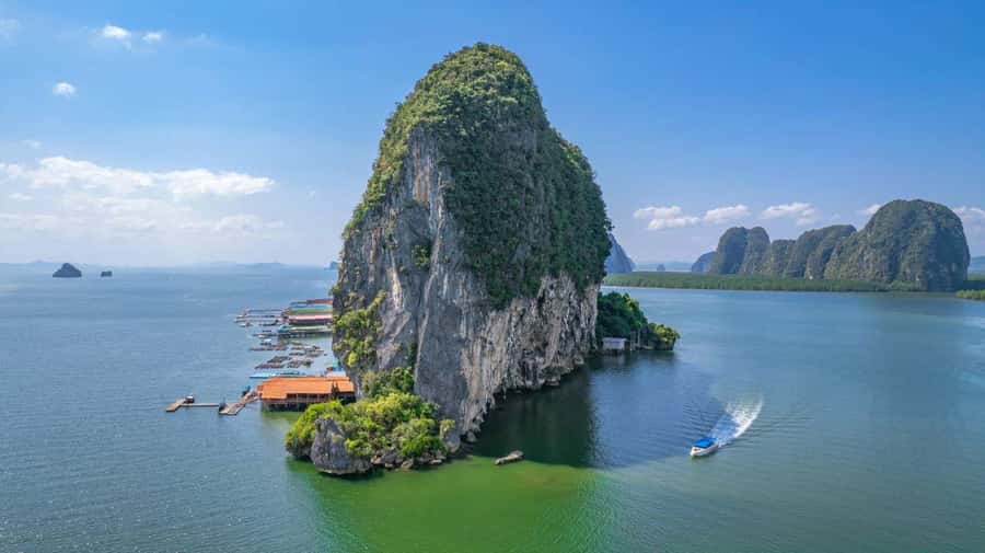 Phuket: Premium Day Trip to James Bond - Naka Island - Panyi Island buffet lunch: a full reset before more cave and beach time