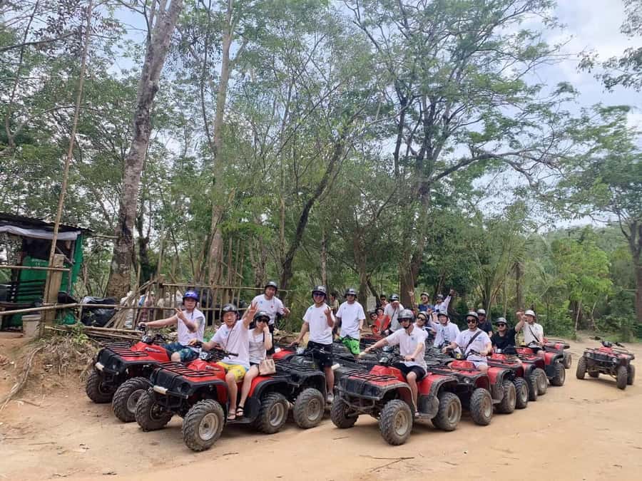 Phuket: Private Guided Tour with Choice of Locations - Distillery, pearls, and honey farm: hands-on learning without turning it into a shopping stop