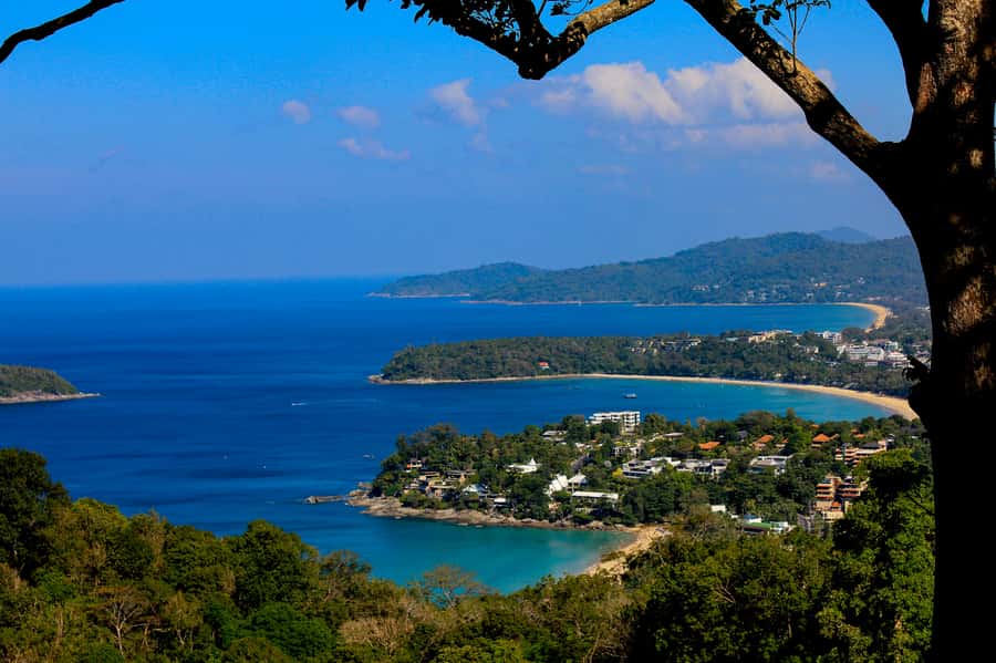 Phuket: Private Guided Tour with Choice of Locations - The day on the road: pickup, van time, and keeping your schedule tight
