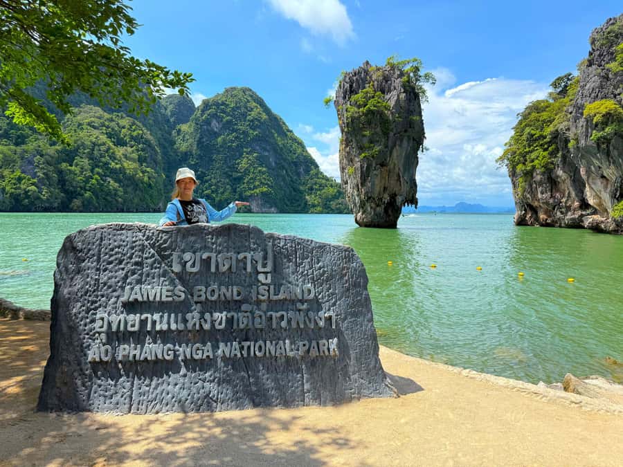 Phuket: Private Tour to James Bond, Ko Panyi & Samet Nangshe - The optional kayak experience (and the small-cash reality)