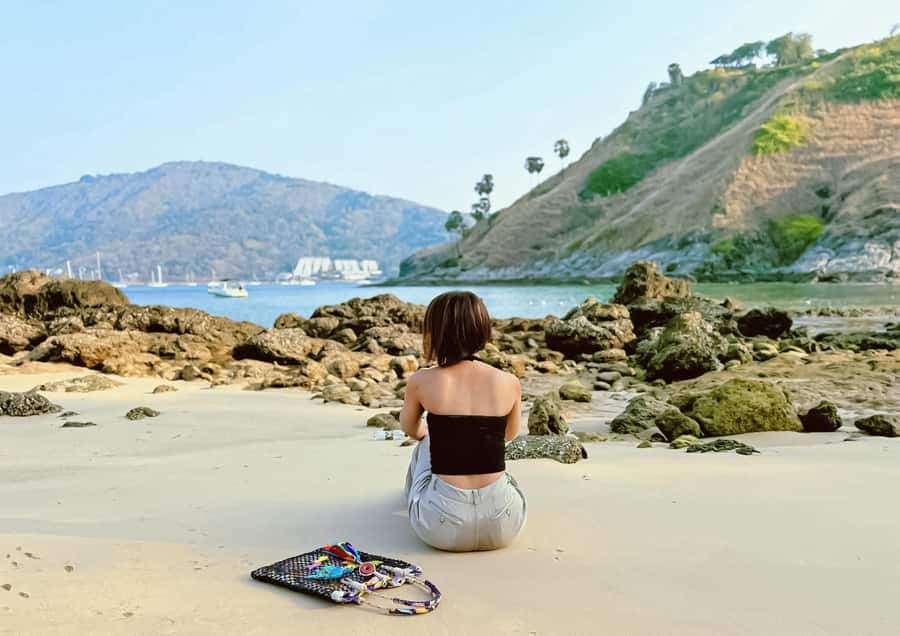 Phuket: PromthepCape,Swim Ya-Nui Beach,Buddha,Chalong Temple - Yanui Beach: white sand, clear water, swimming and kayaking