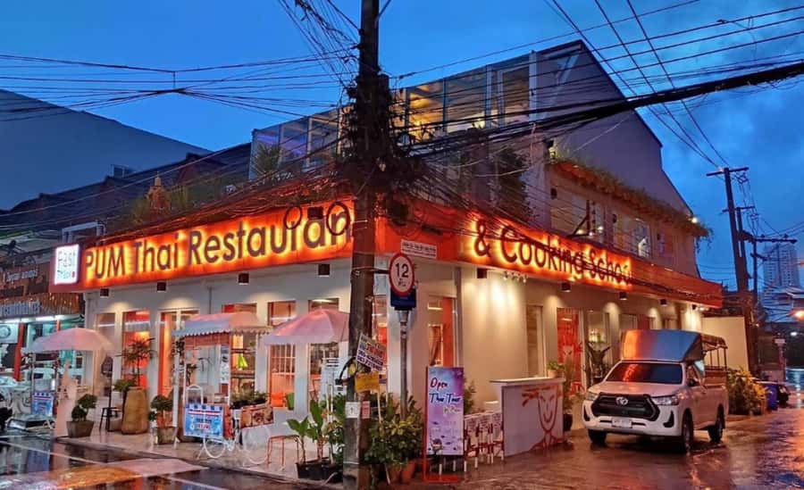 Phuket: Pum Thai Cooking School with Meal - Key things to know before you book