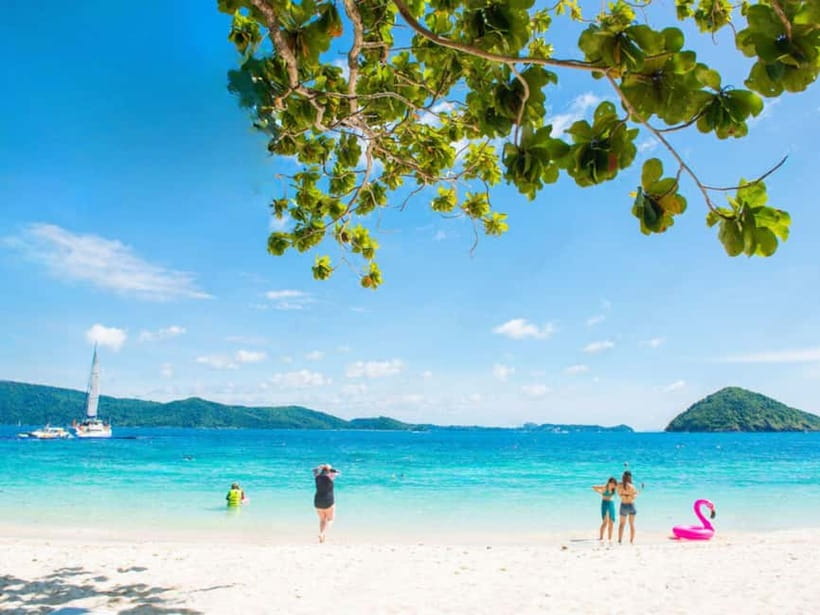 Phuket: Racha and Banana Beach by Speedboat with Lunch - Racha Island snorkeling at Patok Bay: where the fish show up