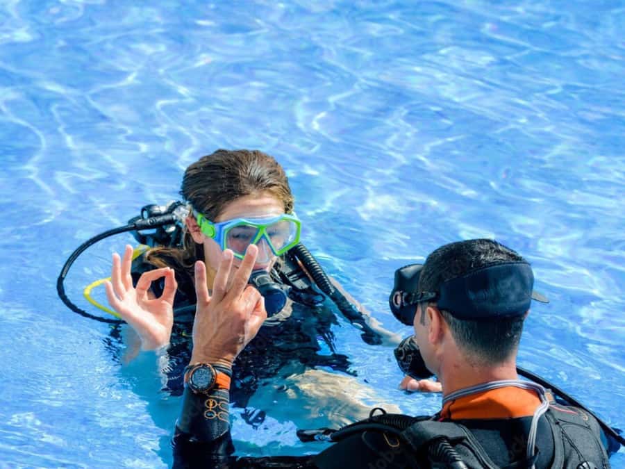 Phuket: Racha Island and Coral Islands + Scuba Beach Dive - Lunch at Tarikipas Restaurant: the midday win you’ll feel later